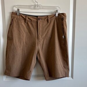 Quiksilver Men's Tan Flat Front Shorts